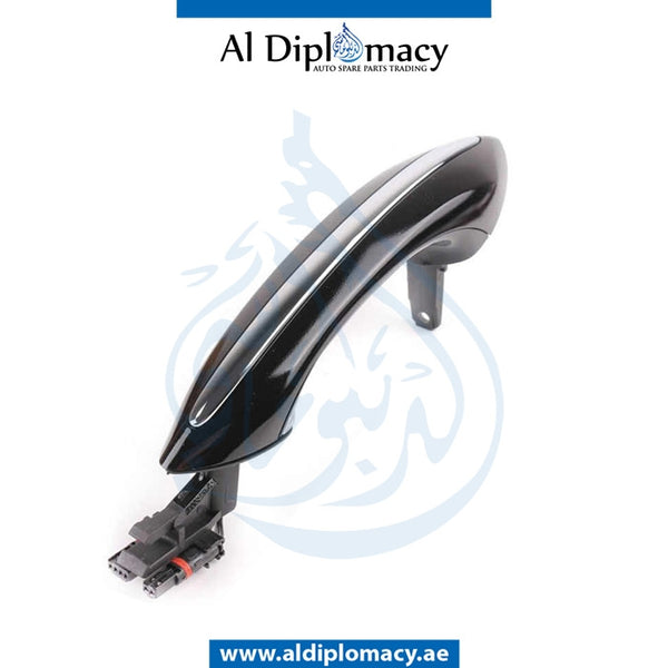 Left DOOR HANDLE for BMW 5 Series F01 (2008-2015) models, Part Number UN-51217231933